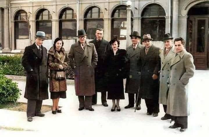 Vitit 1938 – Përpara Kafes së Madhe në Shkodër