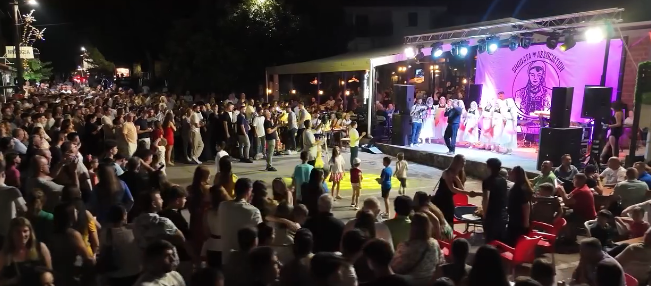 Kraja dhe festa e Diasporës – Mbrëmja e Diasporës, aktiviteti tradicional që rikthen bijtë në vendlindje