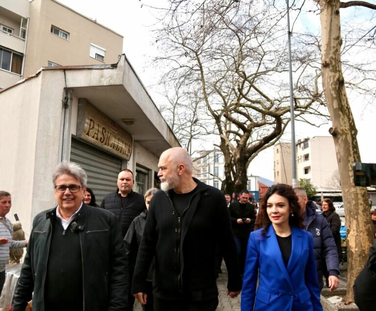 Edi Rama porosi deputetëve të rinj: Kujdes me komunikimin publik, jo punësime për miq e familjarë