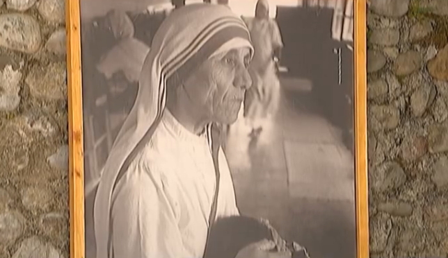 Ky 5 shtator shënon 28 vite nga vdekja e humanistes shqiptare, fituese e Çmimit Nobel për Paqe, Shën Nënë Tereza.