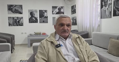 Marash Lulaj, ish-kampioni i atletikës dhe ish-shoferi i kinemasë në Shkodër i cili është detyruar që të shkojë në shtëpinë e të moshuarve.