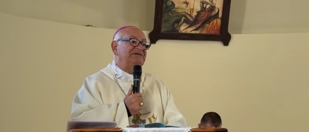 Në Bogë të Malësisë së Madhe u kremtua 35-vjetori i meshës së parë që riktheu lirinë e besimit në Shqipëri, i udhëhequr nga arqipeshkvi emeritus Angelo Massafra.