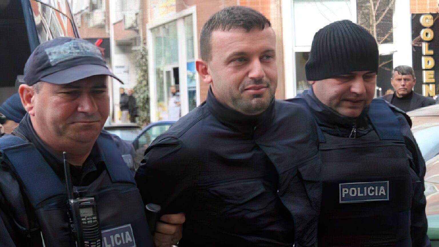 EMRI/Siguroi kushtet per te vrare Durim Bamin dhe te vellain, ekstradohet nga Zvicra 37-vjeçari nga Shkodra