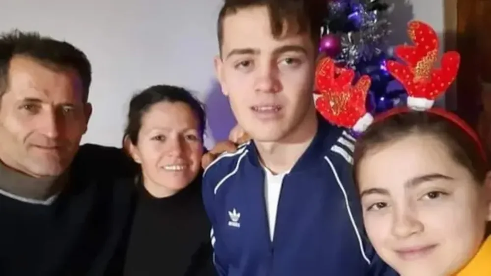 Anëtarët e familjes Kola humbin jetën ne Itali nga rrjedhja e gazit/ Babai punonte në një fabrikë, ndërsa djali elektricist