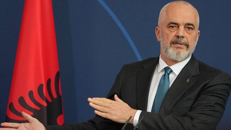 Rama deklaroi se rritja e çmimit të naftës në Shqipëri mbetet më e moderuar krahasuar me vendet e tjera.