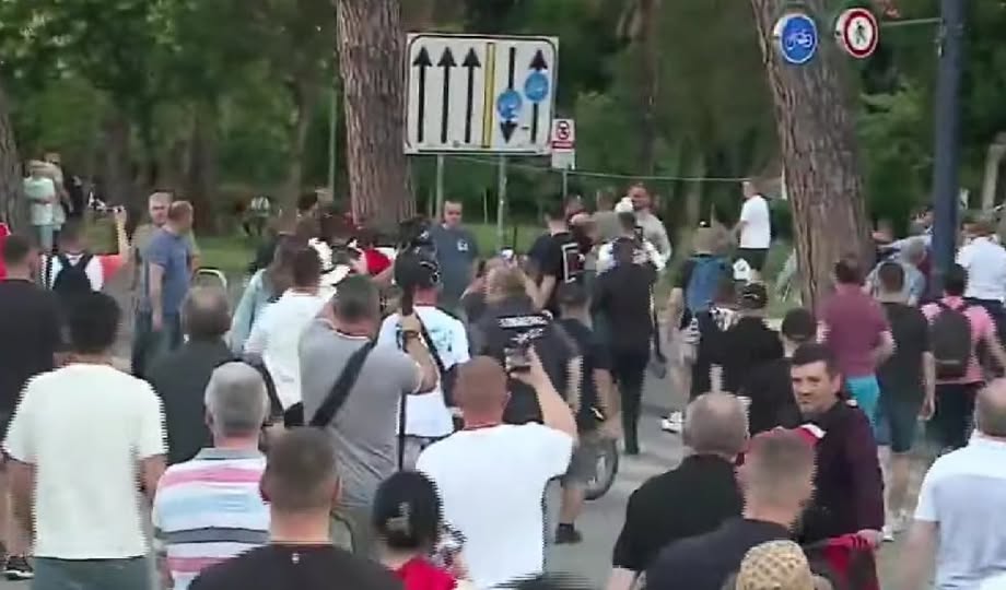Plas sherri në protestë, ndërhyn Garda dhe Forcat e Policisë